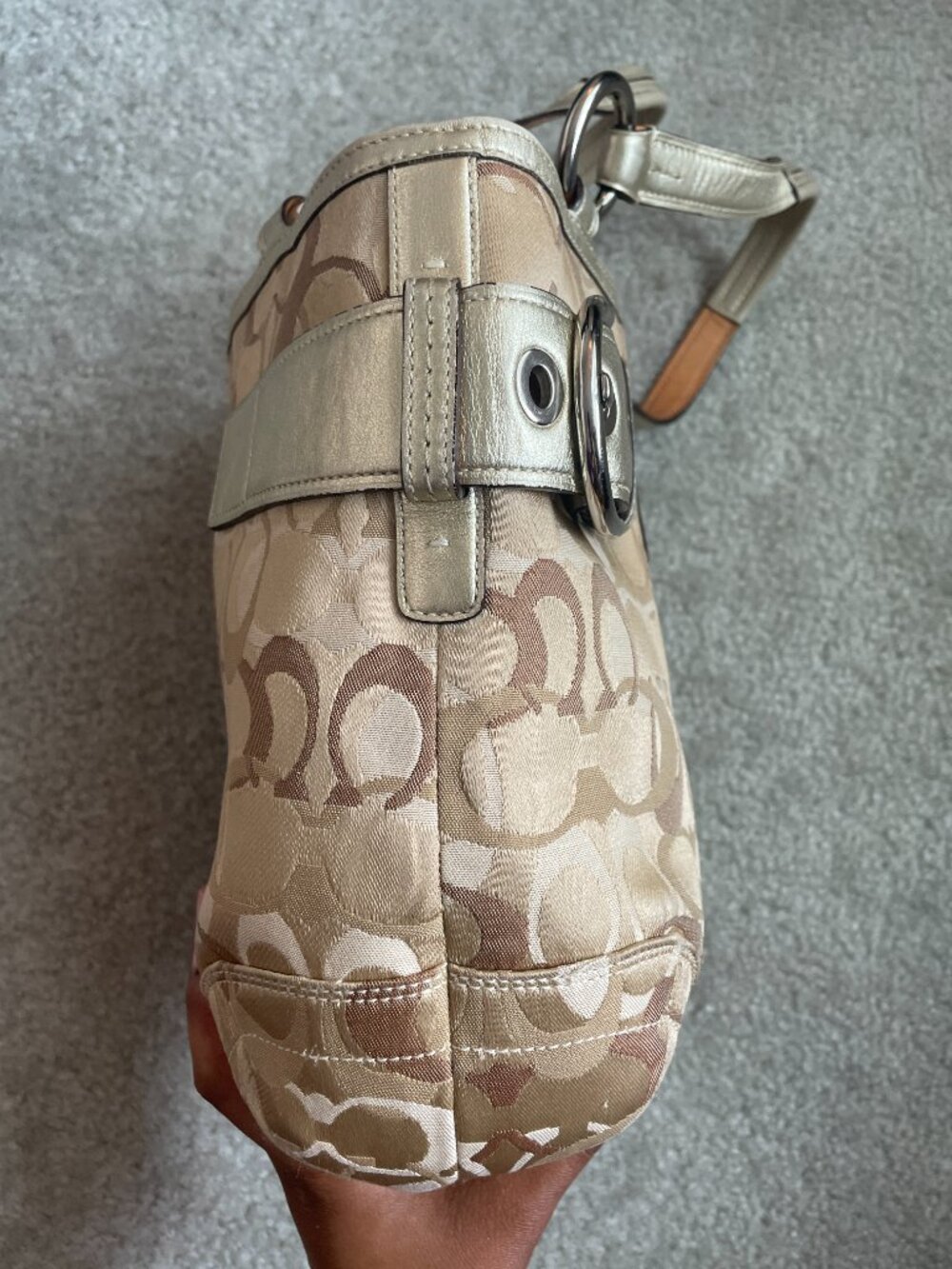 Vintage Coach Y2K Tan/Silver Optic Signature Canvas Tote Shoulder Bag 0498 💿 - Picture 6 of 16